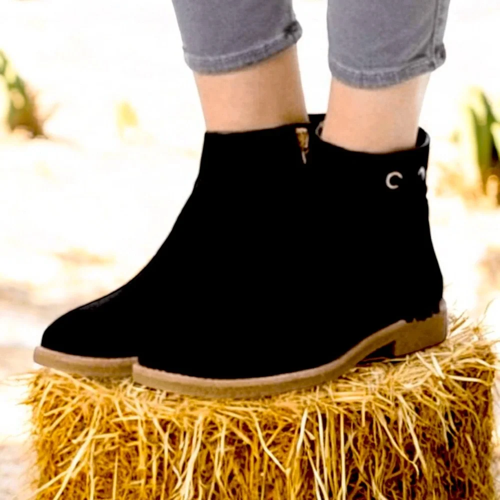 Kate Spade Bellamy suede size 5.5 ankle tassel boots